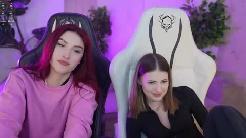 Snapshot of bright_diamonds_054 chatting on 03/07/25, 11:40 Diamonds Girls online show from 03/07/25, 11:40