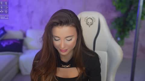 Snapshot of bright_diamonds_054 chatting on 10/15/25, 06:57 Diamonds Girls online show from 10/15/25, 06:57