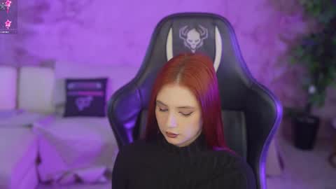 Snapshot of bright_diamonds_054 chatting on 11/16/25, 11:38 Diamonds Girls online show from 11/16/25, 11:38