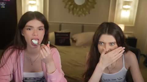 Diamonds Girls online show from 07/25/26, 02:25