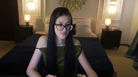 Diamonds Girls online show from 07/28/26, 11:17