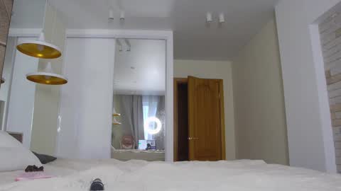 Amina Adelina online show from 01/11/25, 05:10