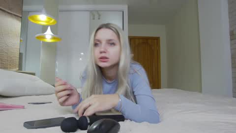 Amina Adelina online show from 01/13/25, 01:02