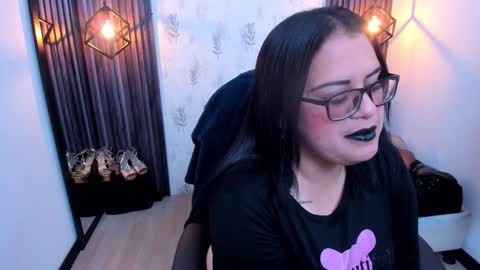 Snapshot of brigittemiller chatting on 11/21/25, 05:11 BRIGITTE online show from 11/21/25, 05:11