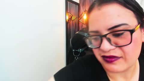 Snapshot of brigittemiller chatting on 11/27/25, 04:42 BRIGITTE online show from 11/27/25, 04:42