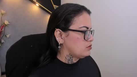 Snapshot of brigittemiller chatting on 03/25/26, 01:44 BRIGITTE online show from 03/25/26, 01:44