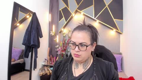 Snapshot of brigittemiller chatting on 04/13/26, 01:44 BRIGITTE online show from 04/13/26, 01:44