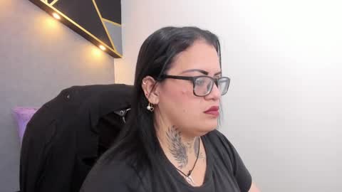 Snapshot of brigittemiller chatting on 04/22/26, 01:41 BRIGITTE online show from 04/22/26, 01:41