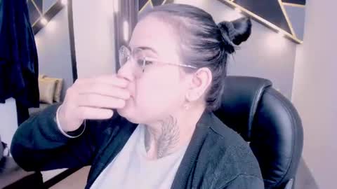 BRIGITTE online show from 06/19/26, 01:54