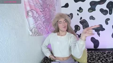 bri online show from 12/05/25, 01:52