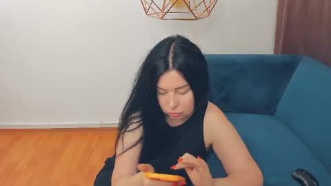 brilliantegirl_ online show from 06/26/26, 06:18