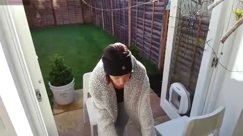 brinny_grace online show from 10/30/25, 08:27