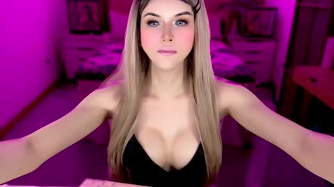 brionatop online show from 11/13/25, 10:19