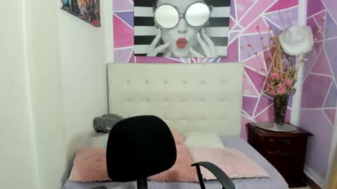 Brisa online show from 02/17/25, 02:37