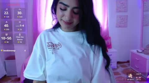 Snapshot of britannie_ chatting on 06/07/26, 04:44 britannie_ online show from 06/07/26, 04:44
