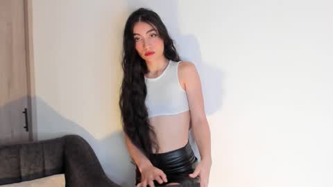 Snapshot of britany__lenox chatting on 10/23/25, 11:46 britany lenox online show from 10/23/25, 11:46