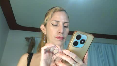 brithany hunt online show from 06/14/26, 06:43