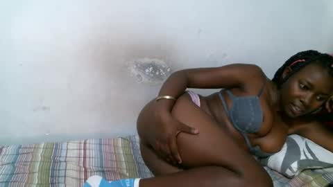 Snapshot of britieh chatting on 10/12/25, 09:19 leccie online show from 10/12/25, 09:19