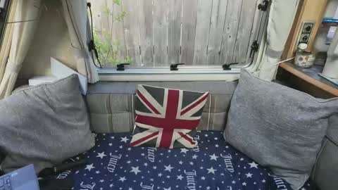 Snapshot of british_rosie chatting on 05/12/26, 07:49 Want to see more online show from 05/12/26, 07:49