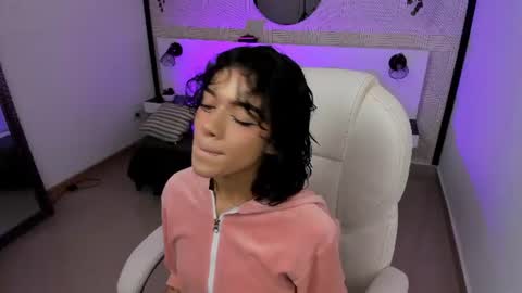 britney_collins_ online show from 07/21/26, 12:18