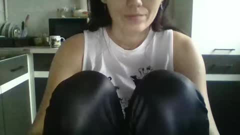 Britney online show from 12/16/24, 01:32