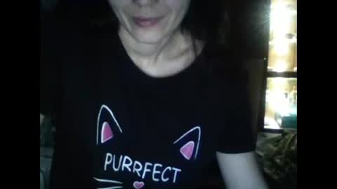 Snapshot of britneyamy chatting on 12/20/24, 09:39 Britney online show from 12/20/24, 09:39