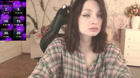 britneybarker online show from 10/04/25, 11:03