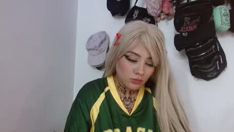 maru miaw   Please help me to reach 100 thumbs up online show from 10/04/25, 02:09