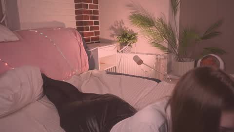 Britney online show from 01/08/25, 01:11