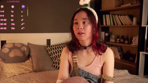 Snapshot of britthe chatting on 11/05/25, 11:10 Lina online show from 11/05/25, 11:10