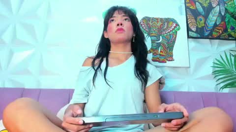 BRIYIT     online show from 06/09/26, 03:12