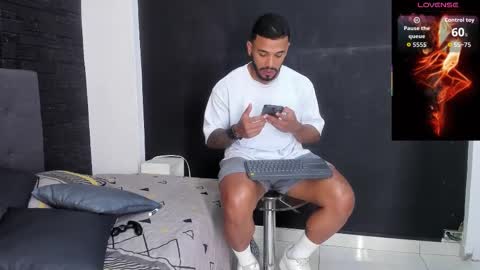 Snapshot of brock_hurn chatting on 09/19/25, 08:42 brock_hurn online show from 09/19/25, 08:42