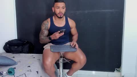 Snapshot of brock_hurn chatting on 09/29/25, 08:46 brock_hurn online show from 09/29/25, 08:46