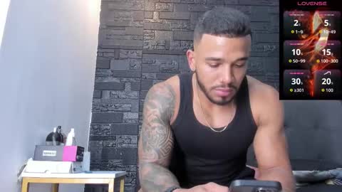 Snapshot of brock_hurn chatting on 10/19/25, 08:42 brock_hurn online show from 10/19/25, 08:42