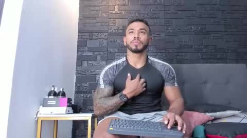 Snapshot of brock_hurn chatting on 11/02/25, 08:33 brock_hurn online show from 11/02/25, 08:33