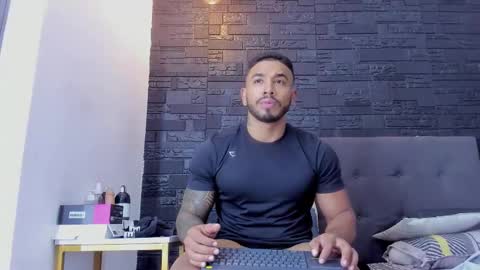 Snapshot of brock_hurn chatting on 11/29/25, 09:07 brock_hurn online show from 11/29/25, 09:07