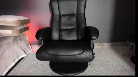 Snapshot of brockhurn_ chatting on 09/26/25, 12:47 brockhurn_ online show from 09/26/25, 12:47