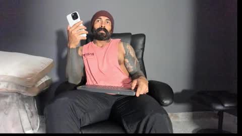 Snapshot of brockhurn_ chatting on 09/29/25, 12:49 brockhurn_ online show from 09/29/25, 12:49