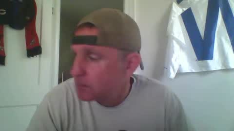 Snapshot of brodyb545755 chatting on 05/26/26, 06:48 brodyb545755 online show from 05/26/26, 06:48