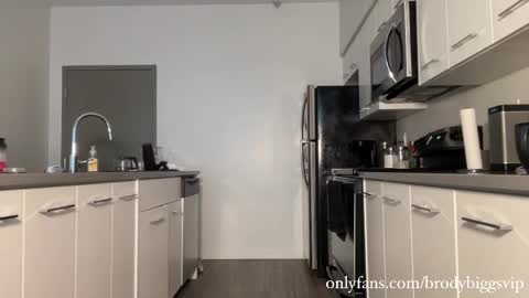 Brody Biggs online show from 09/22/25, 12:01