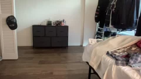 Broke Hung College Guy online show from 06/23/26, 04:10
