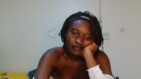 Snapshot of broken_haloo chatting on 03/30/26, 05:58 broken_haloo online show from 03/30/26, 05:58