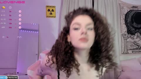 Brook  Help me collect 100 reactions  online show from 12/11/24, 04:42