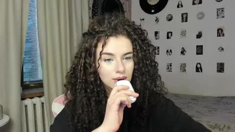 Brook  Help me collect 100 reactions  online show from 10/05/25, 07:07