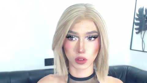 brooke_lyynneithen online show from 08/05/26, 03:09