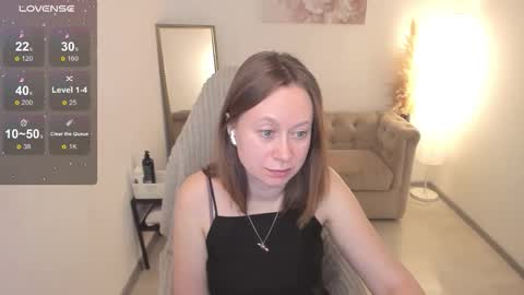 Lady Brooke online show from 03/17/26, 09:29