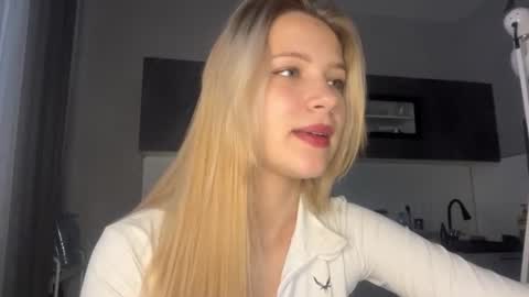Snapshot of brookegrauman chatting on 06/09/26, 02:17 Kate online show from 06/09/26, 02:17