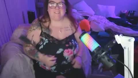 Snapshot of brookenicole3 chatting on 01/16/26, 01:53 Madam Brooke online show from 01/16/26, 01:53