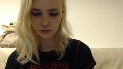 brookewylde_20 online show from 11/15/25, 03:52