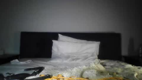 bropeb13 online show from 12/04/25, 09:07